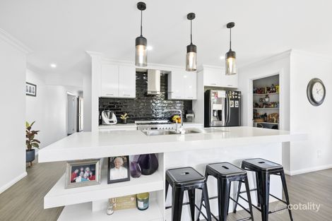 Property photo of 73 Dorset Drive Alfredton VIC 3350