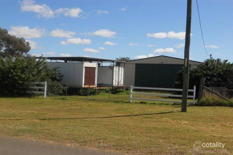 13 North St, Taroom, QLD 4420