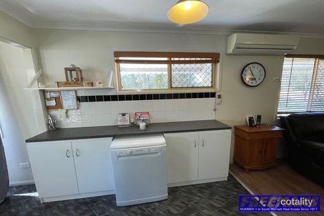 Property photo of 16 Elouera Drive South Nanango QLD 4615