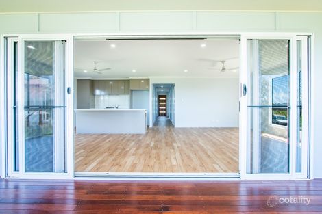 15 Seascape Cl, Agnes Water, QLD 4677