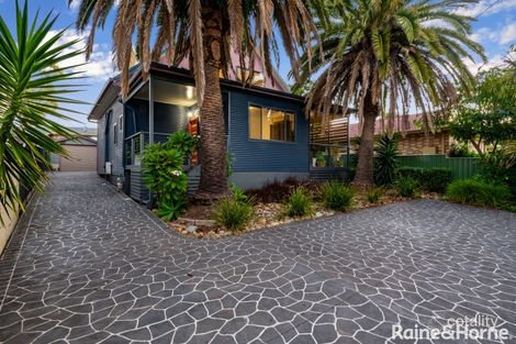 Property photo of 128 Scenic Drive Budgewoi NSW 2262
