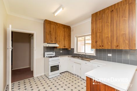 Property photo of 5 Huthwaite Street Mount Austin NSW 2650
