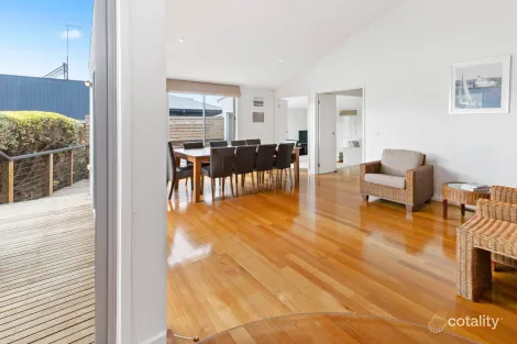 Property photo of 8 Wilson Road Blairgowrie VIC 3942