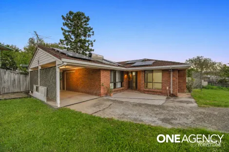 Property photo of 1 Breeza Street Durack QLD 4077