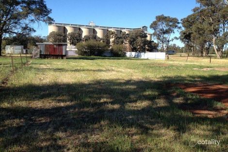 27 Hopetoun St, Ariah Park, NSW 2665