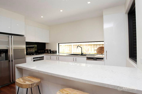 Property photo of 2/13 Surrey Street Hadfield VIC 3046