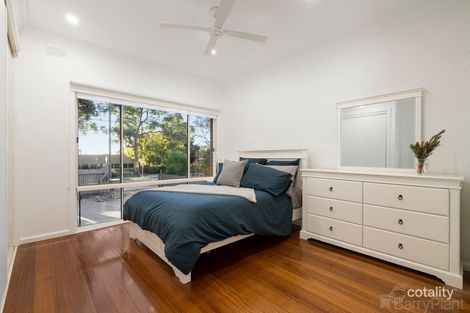 Property photo of 1/5 Laurence Grove Ringwood East VIC 3135
