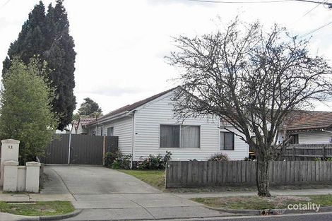 13 Manoon Rd, Clayton South, VIC 3169