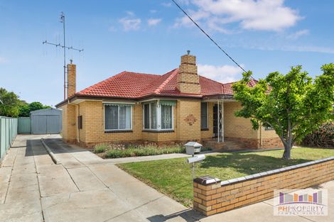 Property photo of 17 Grace Street White Hills VIC 3550