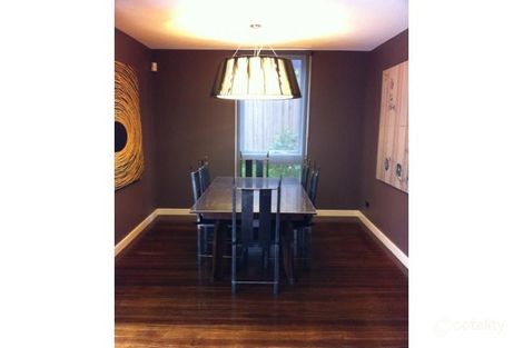 Property photo of 76 Valley Parade Glen Iris VIC 3146