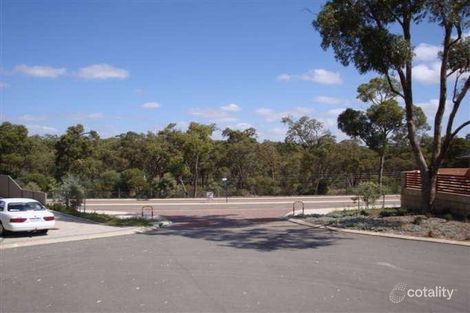 Property photo of 3 Berrow Place Leda WA 6170