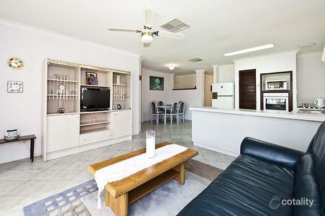Property photo of 23 Parkland Drive Warnbro WA 6169
