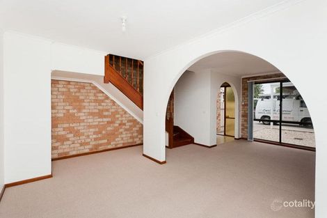 Property photo of 10/19 Barlow Street Scullin ACT 2614