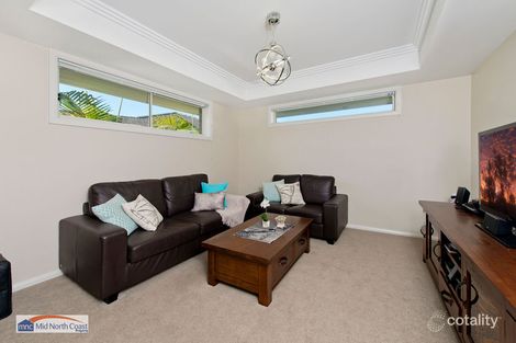 Property photo of 25 Bain Place Bonny Hills NSW 2445