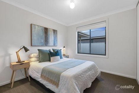 Property photo of 16 Central Boulevard Munno Para West SA 5115