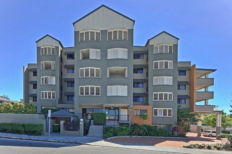 Property photo of 21/40 Bell Street Kangaroo Point QLD 4169