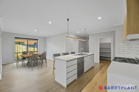 Property photo of 13 Coventry Drive Warragul VIC 3820