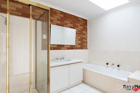 Property photo of 2/6 Reid Street Ashwood VIC 3147