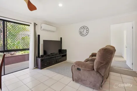 Property photo of 28 Tussock Crescent Elanora QLD 4221