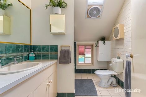 Property photo of 2/15 Pine Tree Close Fitzgibbon QLD 4018