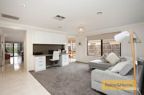 Property photo of 4 Nicholas Place Brookfield VIC 3338