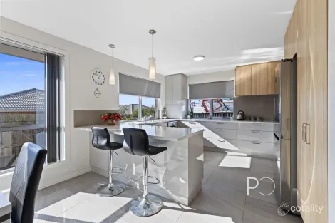 Property photo of 8 Hudson Court Shearwater TAS 7307