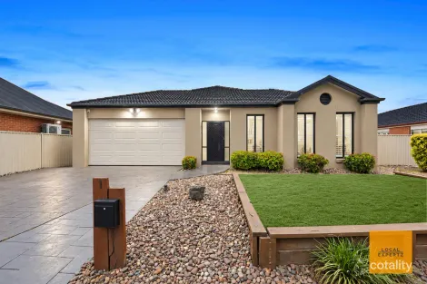1 Hester Gld, Caroline Springs, VIC 3023
