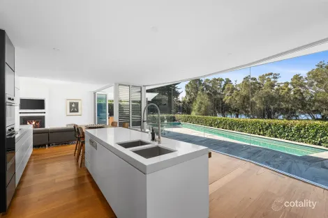 Property photo of 6 Diamond Head Drive Budgewoi NSW 2262