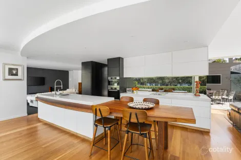 Property photo of 6 Diamond Head Drive Budgewoi NSW 2262