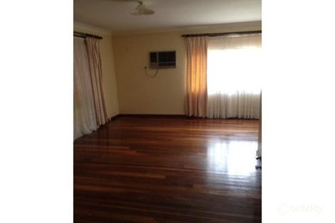 Property photo of 5 Agrippa Street Rosemeadow NSW 2560