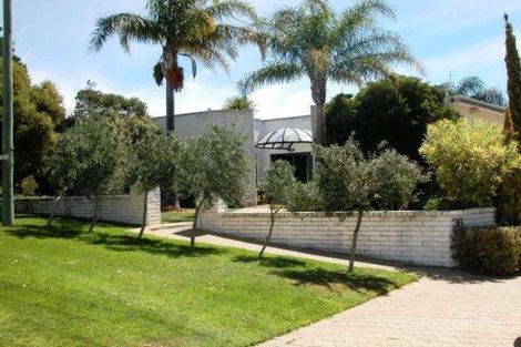 Property photo of 36 Boronia Crescent City Beach WA 6015