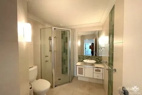 Property photo of 3077 Quay South Drive Carrara QLD 4211