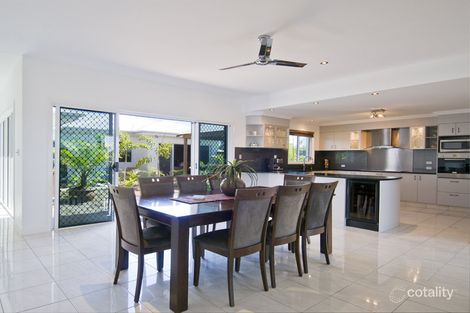 Property photo of 12 Cockatiel Court Dundowran Beach QLD 4655