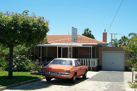 54 Napier Rd, Morley, WA 6062