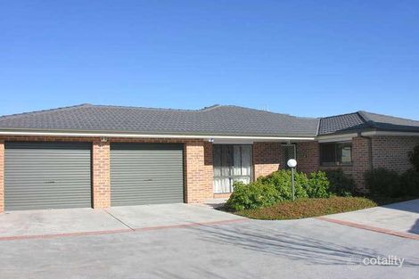 Property photo of 2/16 Fairlight Street Dunlop ACT 2615