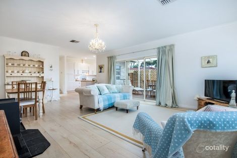 9 Quamby Ct, Happy Valley, SA 5159