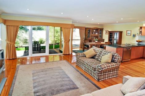 Property photo of 2/35 Gunyah Road Blackburn North VIC 3130