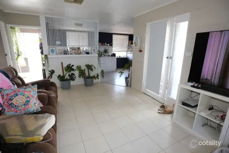 Property photo of 11 Atriplex Road Kambalda West WA 6442