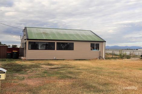 Property photo of 72 Wee Waa Road Narrabri NSW 2390
