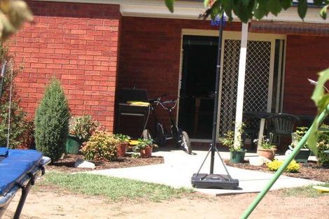 Property photo of 34 Ruby Place Werribee VIC 3030