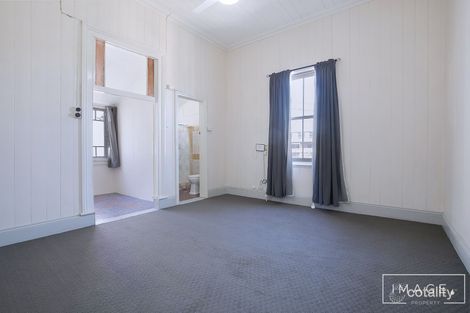1/4 Blakeney St, Highgate Hill, QLD 4101
