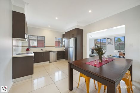 Property photo of 2 Toronto Avenue Dapto NSW 2530