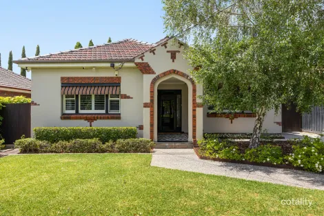 Property photo of 22 Peterleigh Grove Essendon VIC 3040