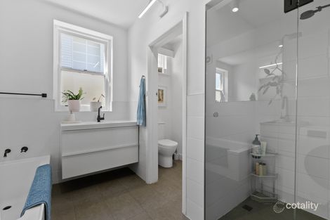 Property photo of 2/25 Wilsons Road Mornington VIC 3931