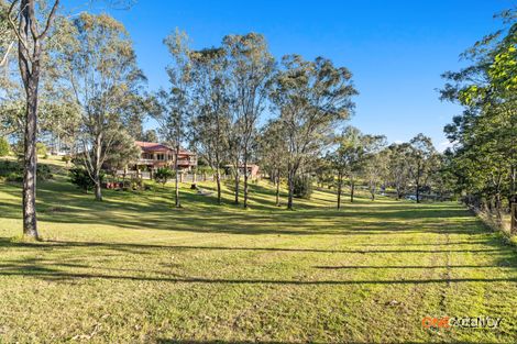 Property photo of 2 Morris Road Wattle Ponds NSW 2330