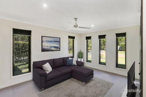 Property photo of 2 Fairy Wren Court Beerwah QLD 4519
