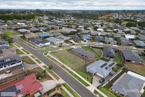 Property photo of 17 Silvertown Road Drouin VIC 3818