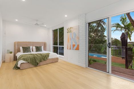 Property photo of 11 Rossmoyne Close Elanora QLD 4221