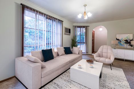 2/5 Toolambool Rd, Carnegie, VIC 3163