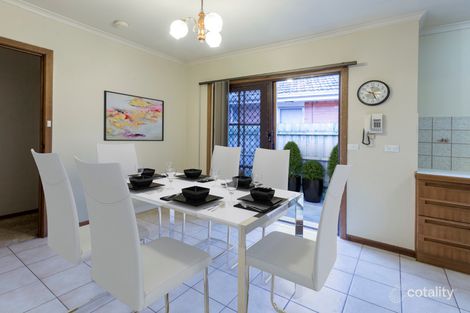 Property photo of 2/5 Toolambool Road Carnegie VIC 3163